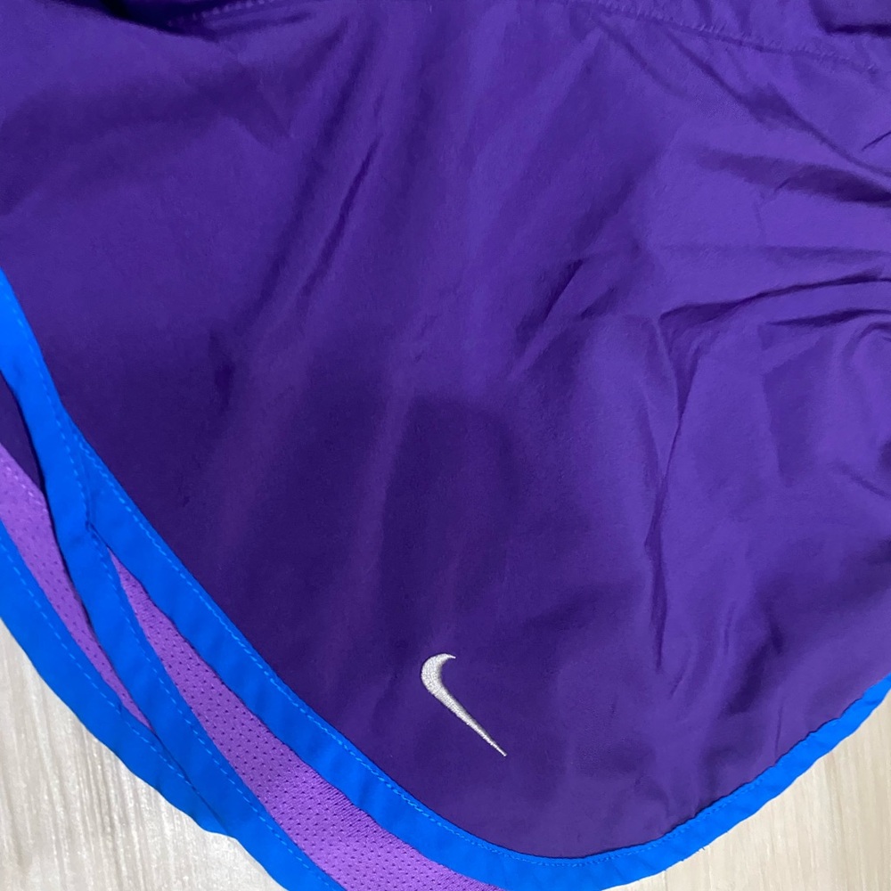 Nike Dri Fit Womens Running Shorts Purple Blue Trim Athletic Workout Small - Picture 2 of 4